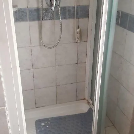 Homestay Fgsh * Revigliasco